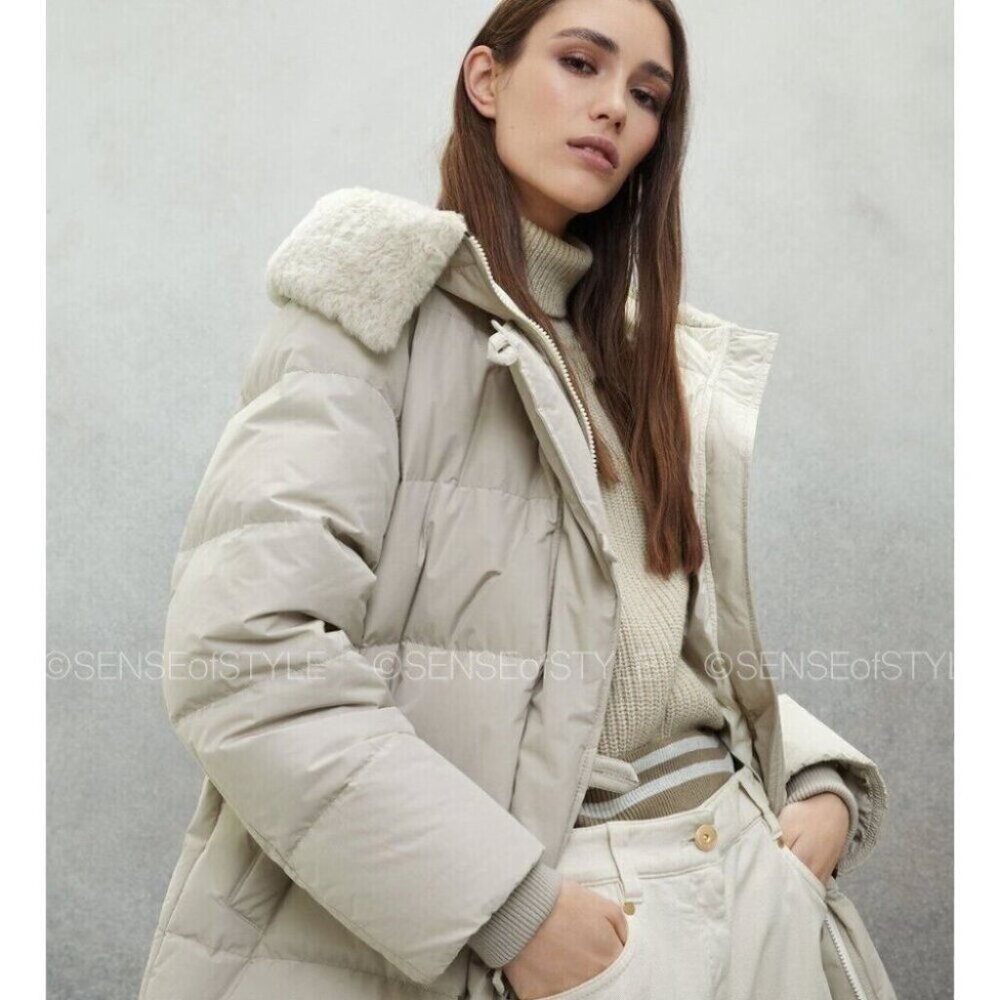Brunello Cucinelli Women's Puffer Jacket with Fur Collar Monili trim size S 40 - Picture 3 of 10